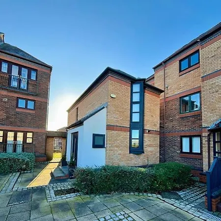 Entire Town House In Liverpool Marina Exterior foto